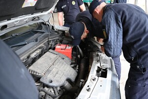 Słuchacze podczas zajęć praktycznych 