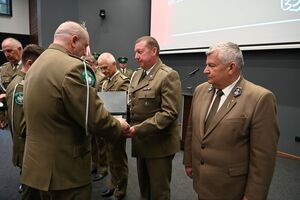 Wręczenie Odznaki Pamiątkowej Centrum Szkolenia Straży Granicznej w Kętrzynie 