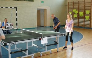 TURNIEJ TENISA STOŁOWEGO W GRACH PODWÓJNYCH 