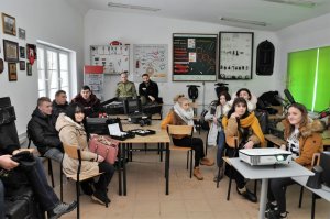 Wizyta młodzieży Powiatowego Centrum Edukacyjnego w Centrum Szkolenia SG 