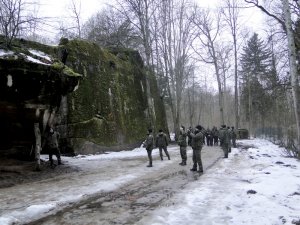 Słuchacze Centrum Szkolenia SG w „Wilczym Szańcu” 