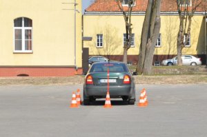 Prowadzenie pościgów pojazdami uprzywilejowanymi 