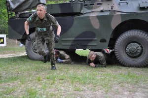 Funkcjonariusz CSSG zwycięzcą ekstremalnego biegu "Graniczna 10" 