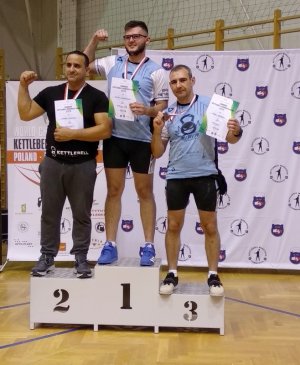 III miejsce funkcjonariusza Centrum Szkolenia SG w Turnieju KETTLEBELL GAMES 