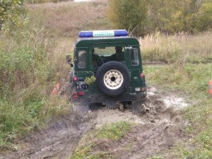 Trening jazdy pojazdami terenowymi 
