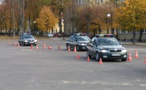 Kurs doskonalący ,,Prowadzenie pościgów pojazdami uprzywilejowanymi dla żołnierzy Żandarmerii Wojskowej” 