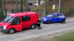 Konwojowanie przesyłek wartościowych, niejawnych, broni i amunicji 
