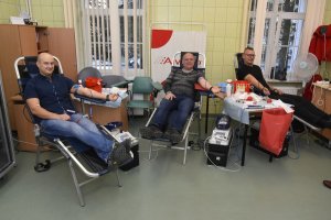 ODDAJ KREW URATUJ ŻYCIE 