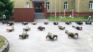 #GaszynChallenge – funkcjonariusze Centrum Szkolenia SG „pompują” dla chorych dzieci 