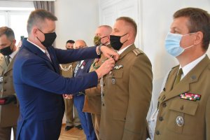 Za wieloletnie działania w upamiętnianiu historii Polski 