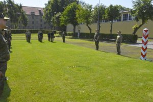 Przyszli chorążowie otrzymali świadectwa 