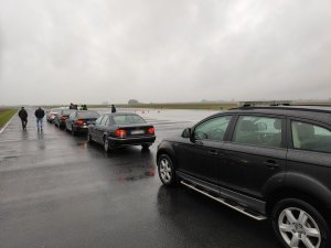 Współpraca między służbami w zakresie techniki jazdy 