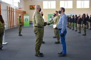 Uhonorowanie przez Komendanta CSSG listem gratulacyjnym 