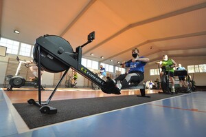 30 funkcjonariuszy i pracowników CSSG w 30-lecie Straży Granicznej włącza się do akcji charytatywnej „KILOMETR DLA MONIKI” 