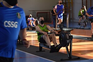 30 funkcjonariuszy i pracowników CSSG w 30-lecie Straży Granicznej włącza się do akcji charytatywnej „KILOMETR DLA MONIKI” 