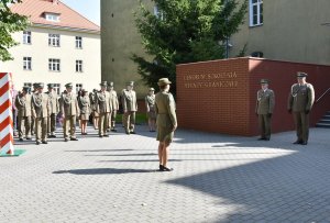 Uroczyste pożegnanie z mundurem 