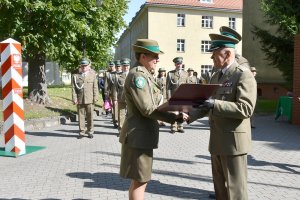 Uroczyste pożegnanie z mundurem 