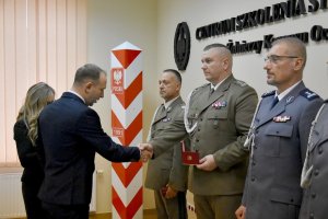 Wręczenie Złotych Medali Zasługi Policyjnego Klubu Sportowego Mazury 