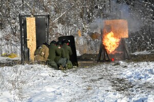 Doskonalili umiejętności nabyte podczas szkoleń specjalistycznych z zakresu działań minersko-pirotechnicznych 