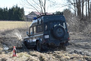 Trening jazdy pojazdami terenowymi 