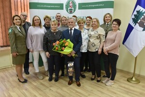 Pożegnanie pracownika odchodzącego na emeryturę 