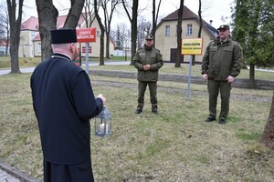 Przekazanie Świętego Ognia Komendantom CSSG i W-MOSG 