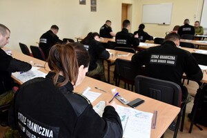 Uroczyste wręczenie świadectw absolwentom Szkoły Chorążych 