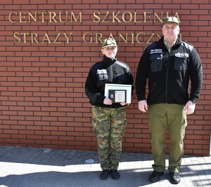 Uroczyste wręczenie świadectw absolwentom Szkoły Chorążych 