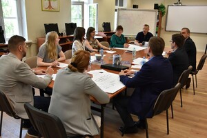 Kurs doskonalący pt. "Wystąpienia przed audytorium w języku angielskim - poziom B1" 