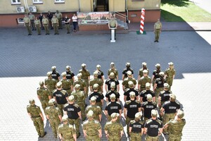 Wręczenie świadectw szkoły chorążych 