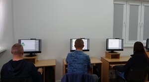 Funkcjonariusze przeprowadzający kontrolę bezpieczeństwa uzyskali kwalifikacje. 
