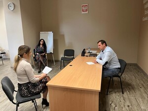 Jak rozmawiać z kandydatami do służby? 