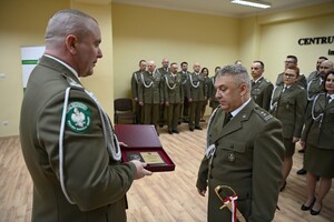 Uroczyste pożegnanie z mundurem 