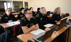 Szkolenie instruktorów w zakresie ochrony lotnictwa cywilnego 