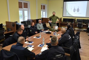Mołdawska Policja szkoli się pod okiem minerów-pirotechników 