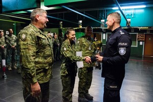 Wicemistrzostwo strzelców z Centrum Szkolenia Straży Granicznej 