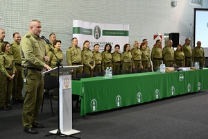 Przyszli oficerowie odebrali dyplomy ukończenia szkolenia w Centrum Szkolenia SG 