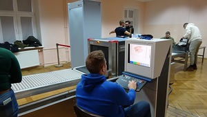 Nowi operatorzy kontroli bezpieczeństwa 