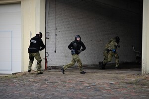 Cel-bezpieczny konwój 