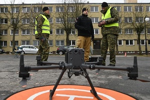 Nowi instruktorzy pilotów bezzałogowych statków powietrznych 