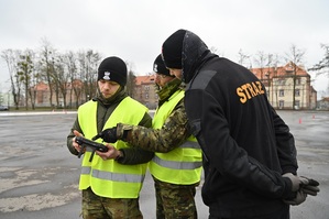 Nowi instruktorzy pilotów bezzałogowych statków powietrznych 