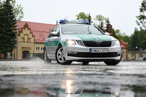 Kurs prowadzenia pościgów pojazdami uprzywilejowanymi 