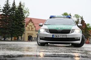 Kurs prowadzenia pościgów pojazdami uprzywilejowanymi 