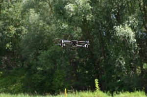 specjalistyczne szkolenie z pilotowania i obsługi dronów 