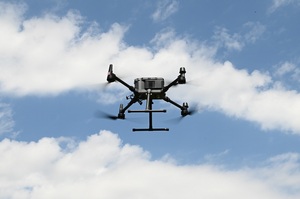 specjalistyczne szkolenie z pilotowania i obsługi dronów 