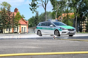 szkolenie z prowadzenia pościgów pojazdami uprzywilejowanymi 