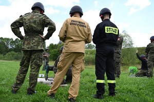 Ćwiczenia z rozpoznania minerów-pirotechników 
