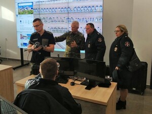 Pokaz dronów 