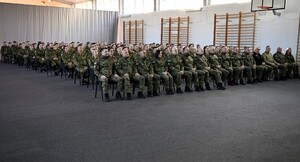 Kadra CSSG ze słuchaczami szkolenia podstawowego 