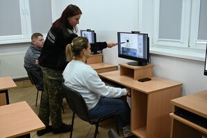 Uczestnicy szkolenia w trakcie zajęć